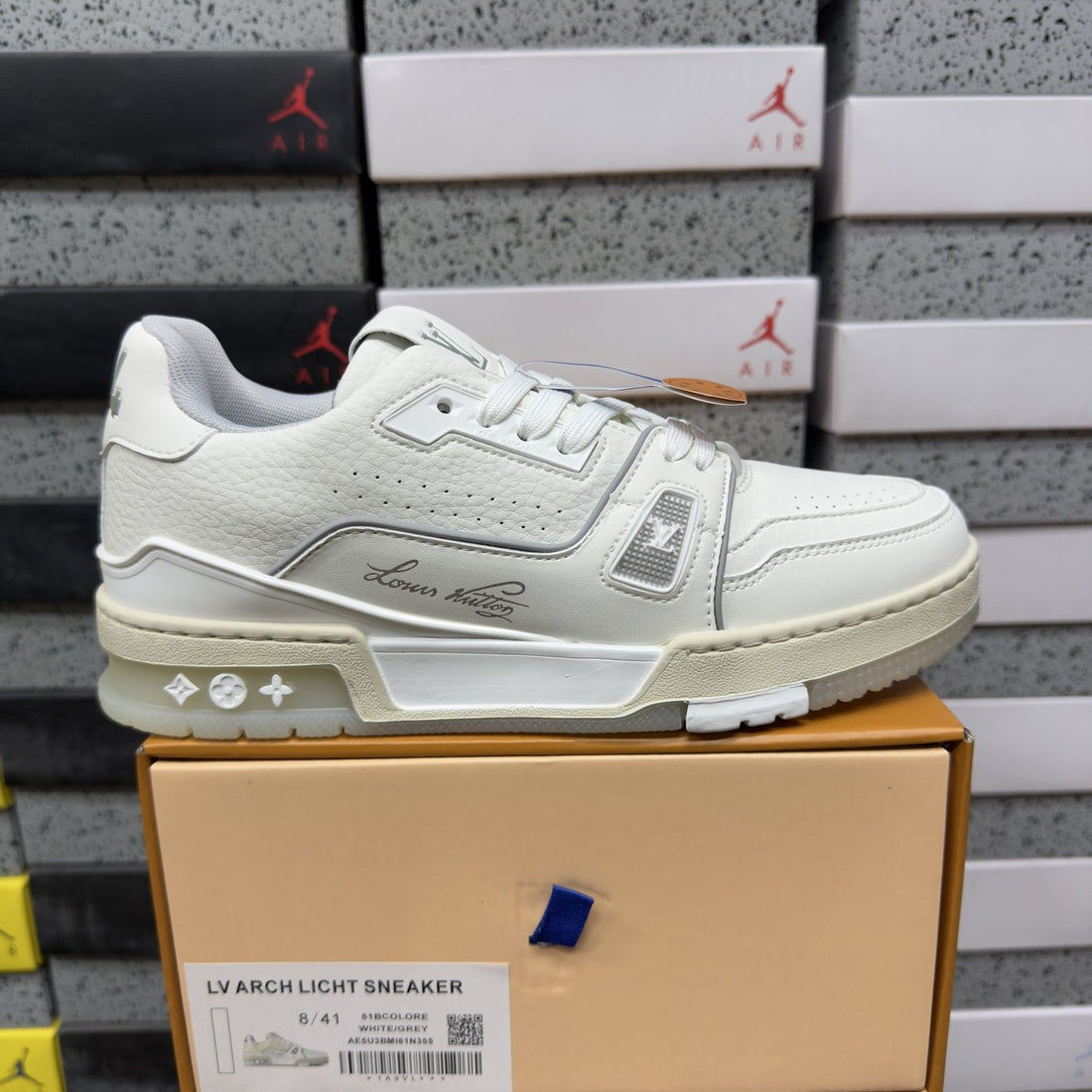 LV Trainer Triple White