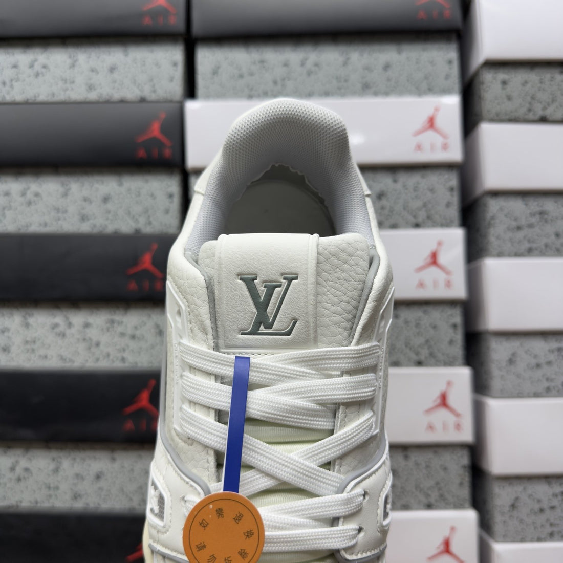LV Trainer Triple White