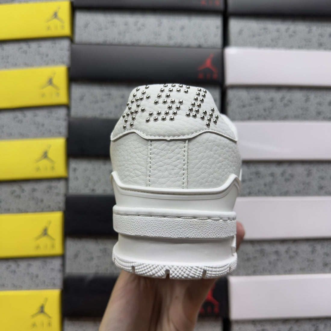 LV Trainer Triple White Perforated