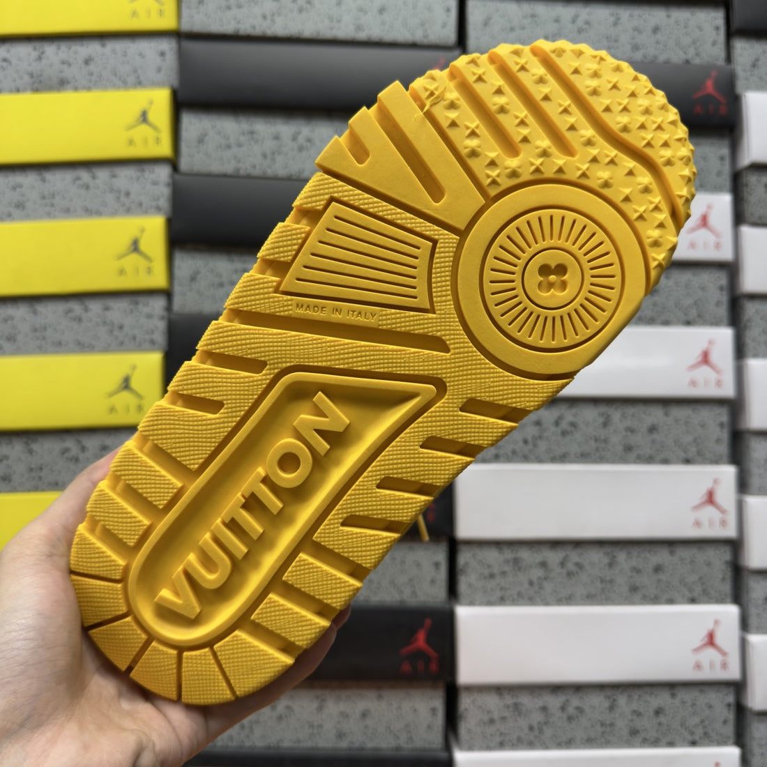 LV Trainer Triple Yellow