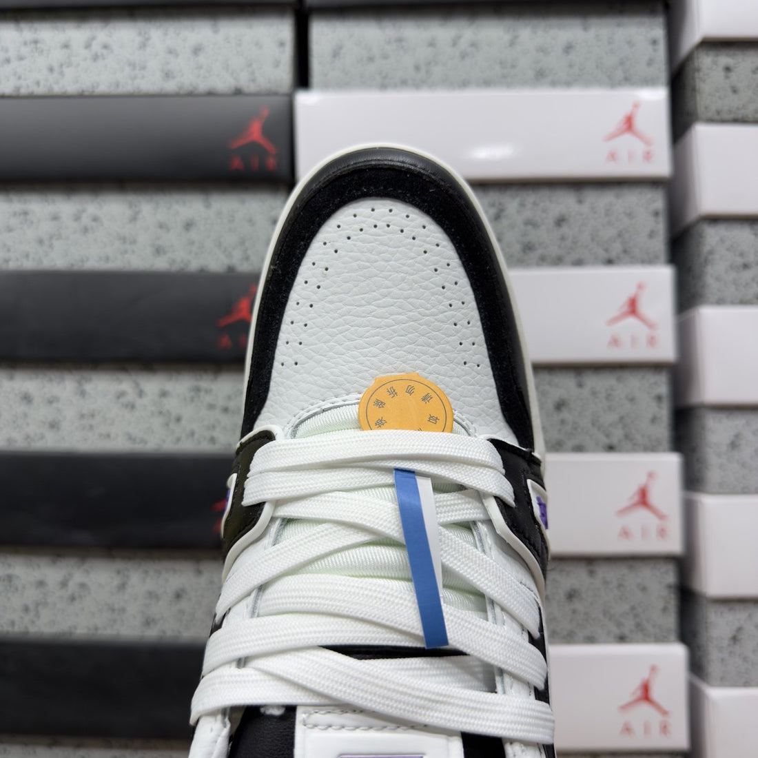 LV Trainer White Black Purple