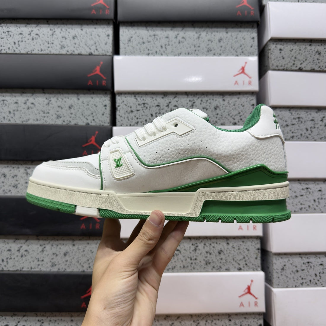 LV Trainer White Green Signature