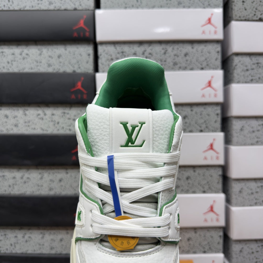 LV Trainer White Green Signature