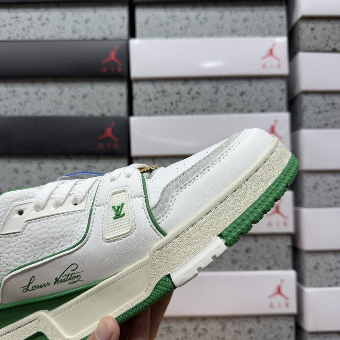 LV Trainer White Green Signature