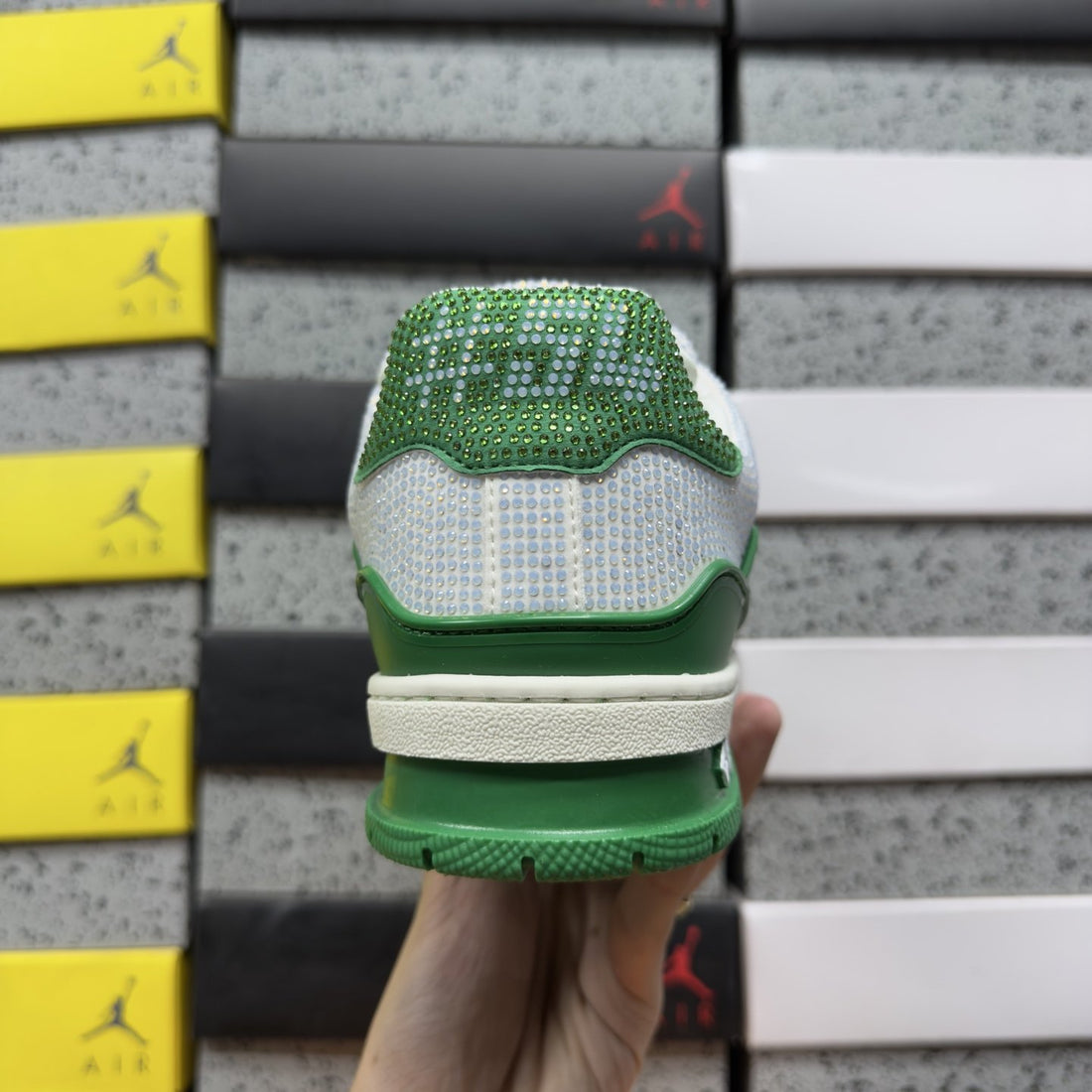 LV Trainer White Green Strass