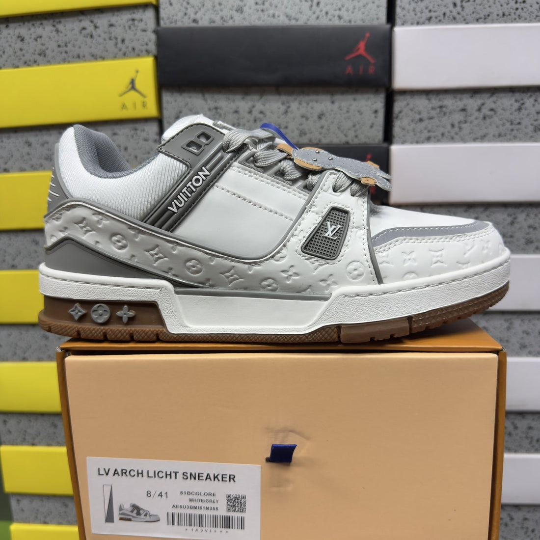 LV Trainer White Grey Gum
