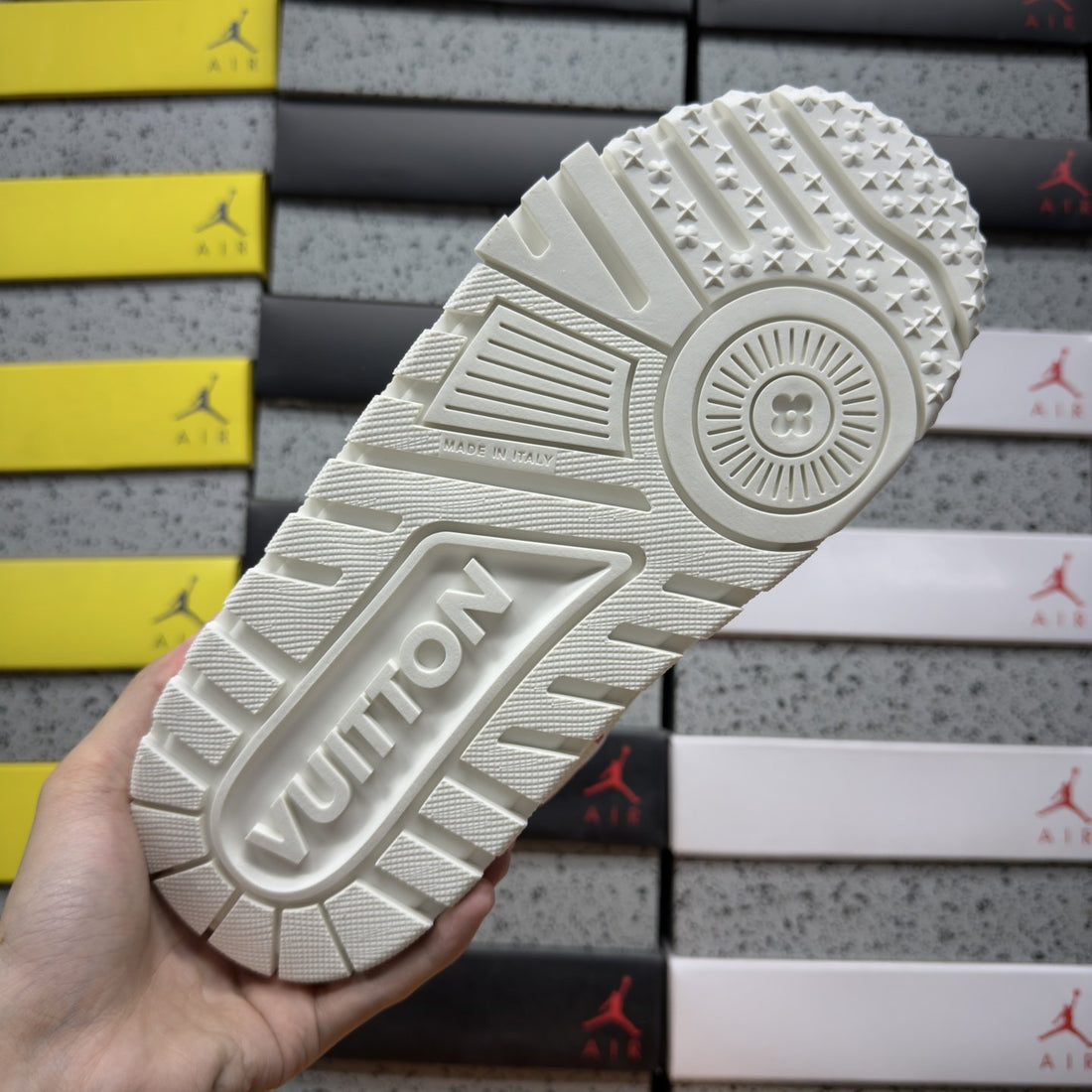 LV Trainer White Multicolor
