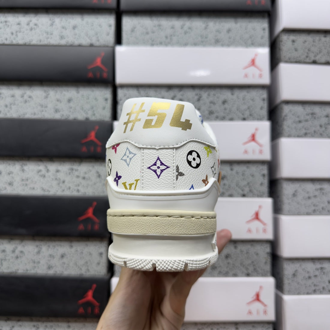 LV Trainer White Multicolor Signature
