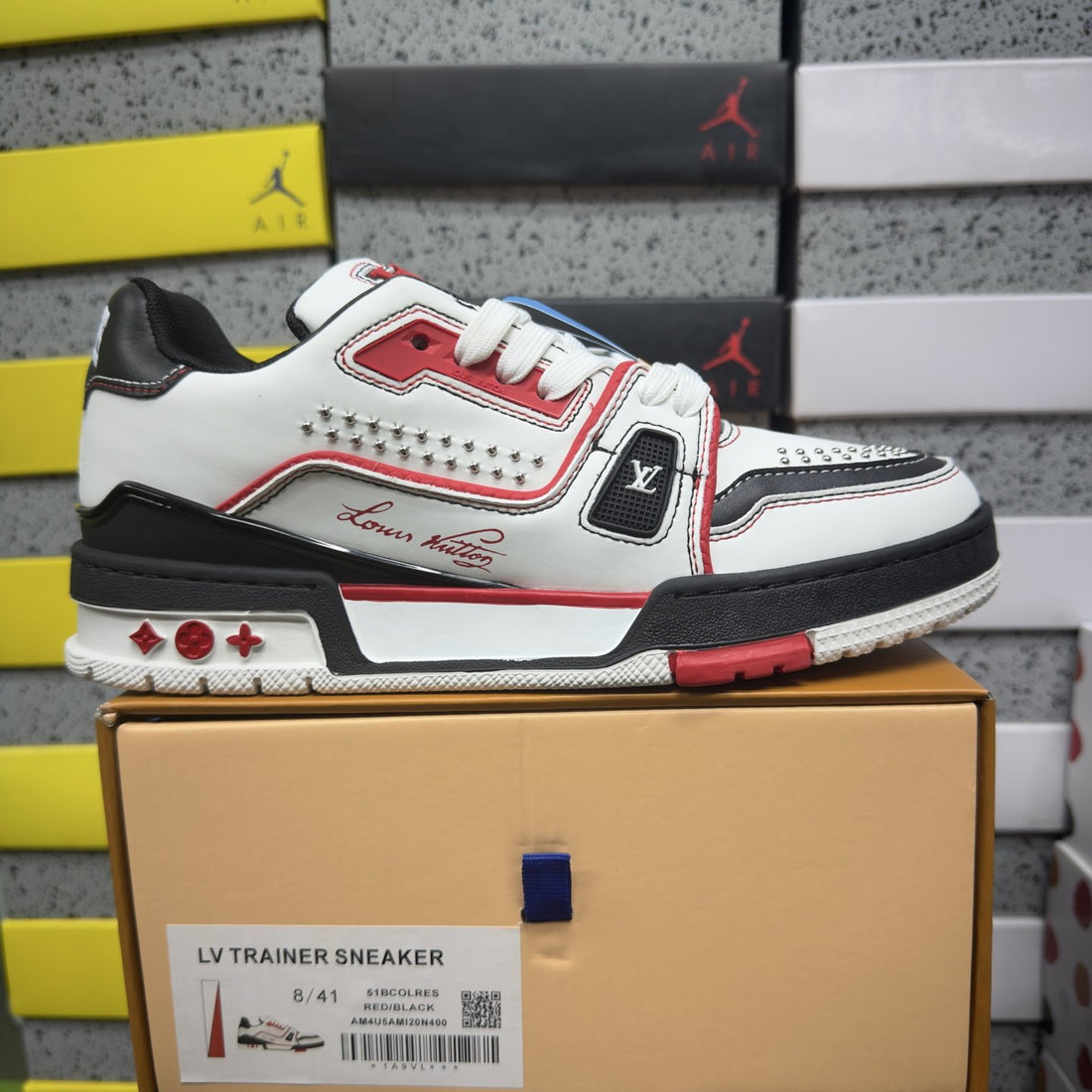 LV Trainer White Red Black