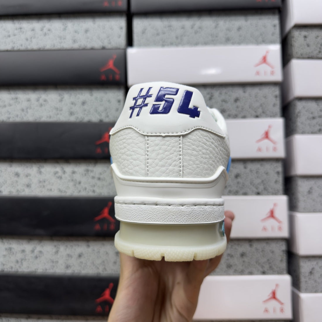 LV Trainer White Sky Blue