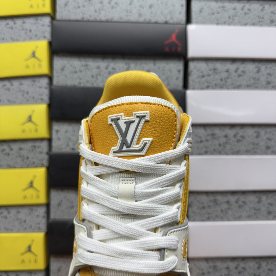 LV Trainer Yellow White
