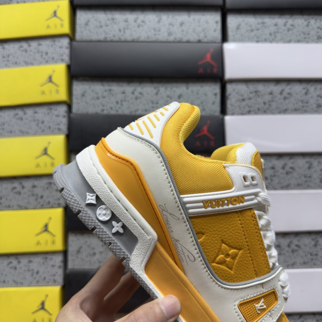 LV Trainer Yellow White