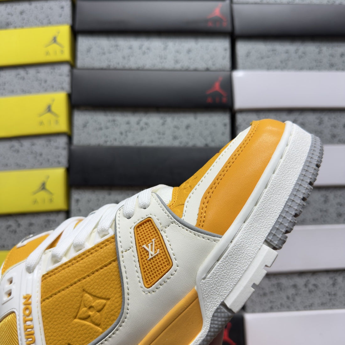 LV Trainer Yellow White