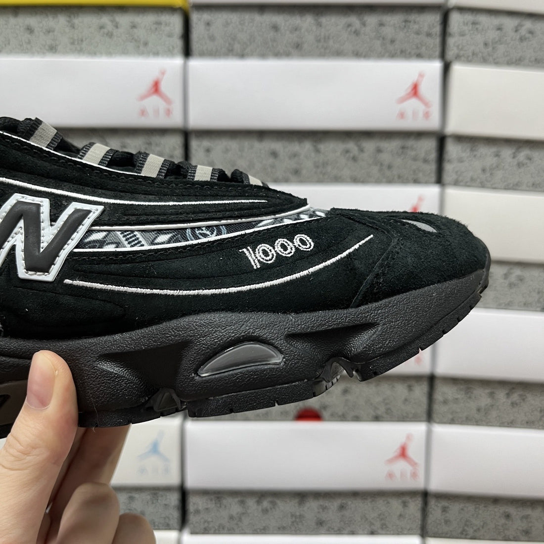 NB 1000 Black Silver