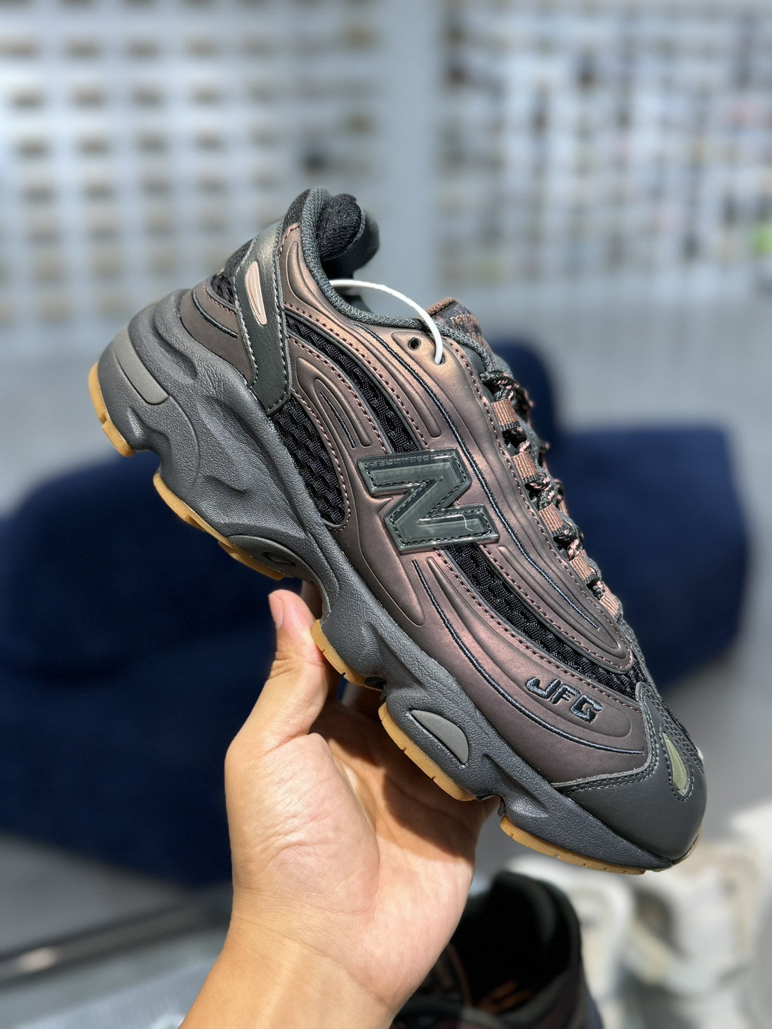 NB 1000 Brown Black