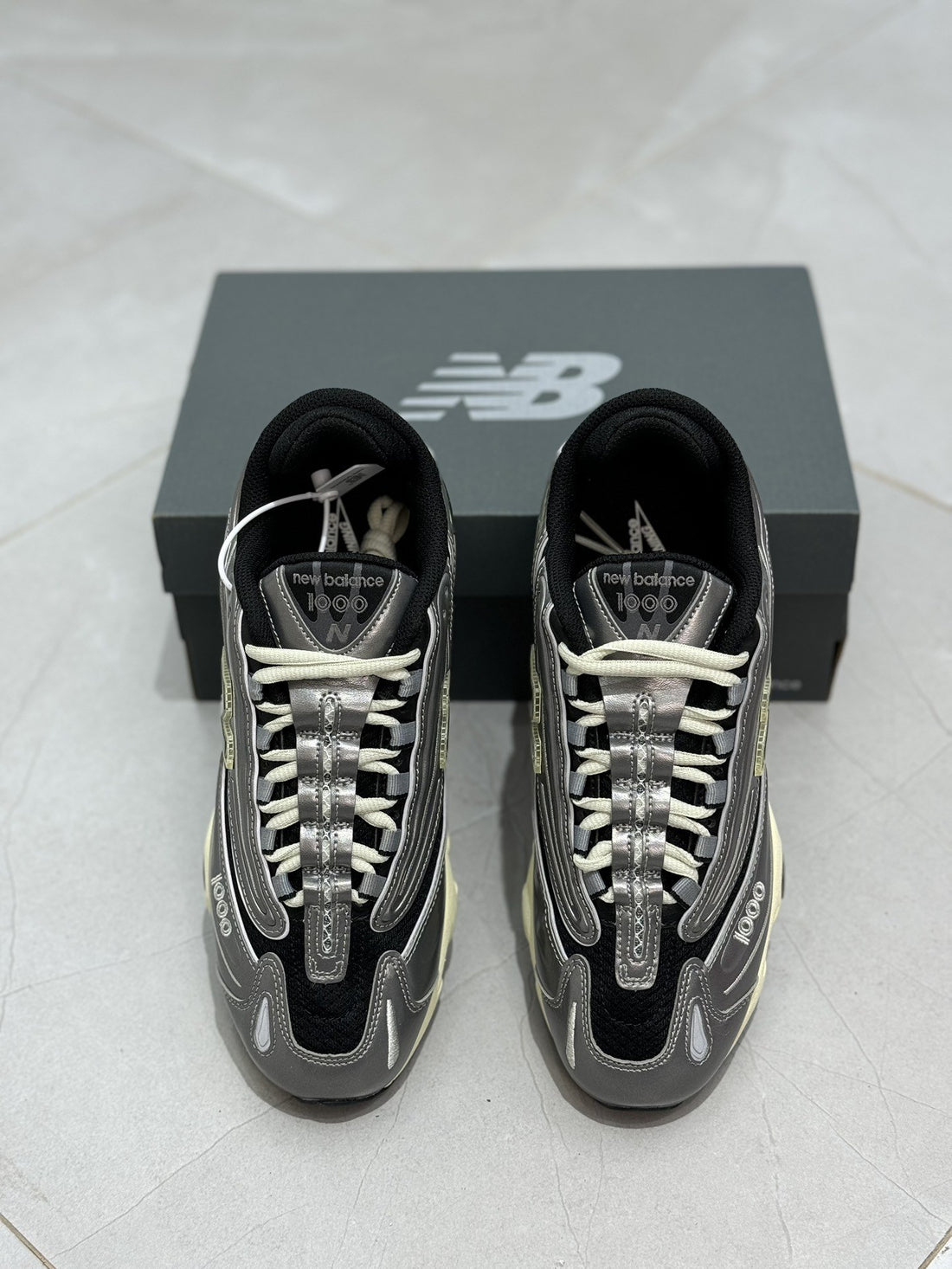 NB 1000 Charcoal Gold