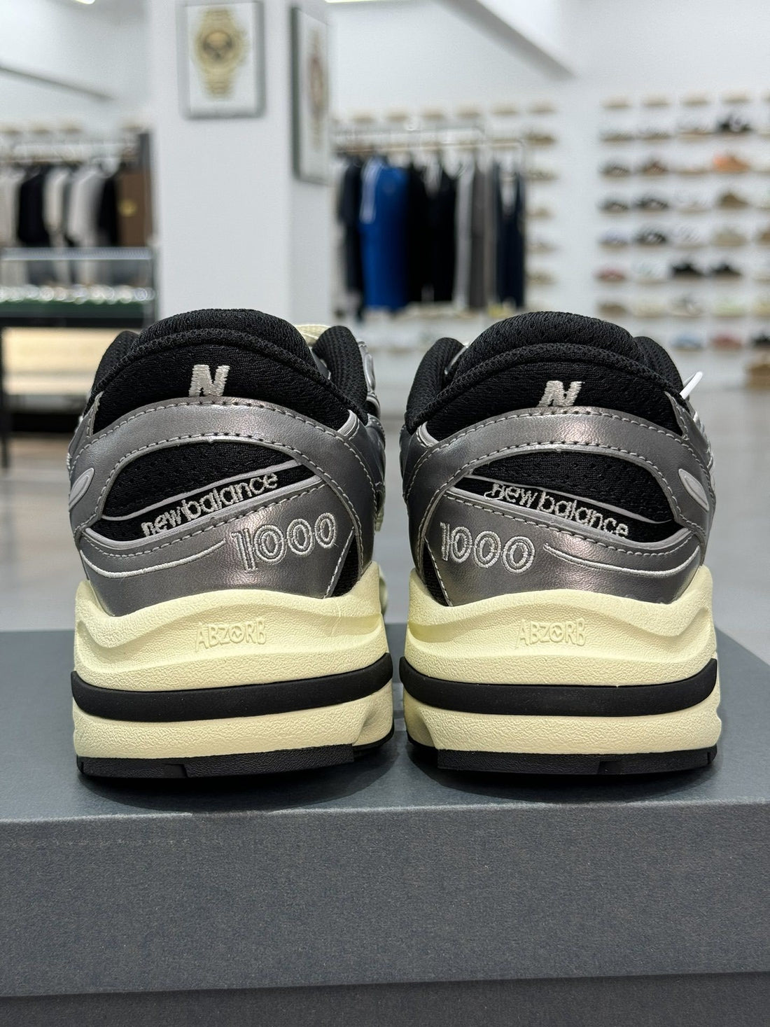 NB 1000 Charcoal Gold