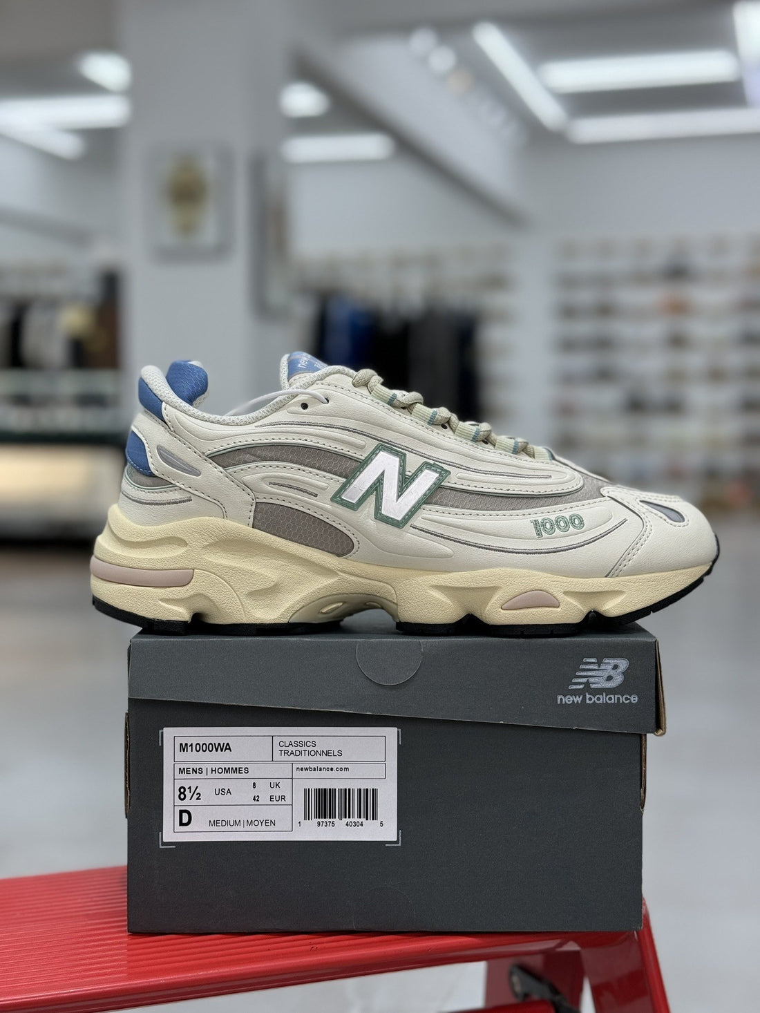 NB 1000 Cream Blue