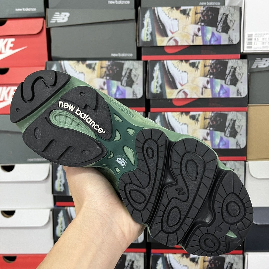 NB 1000 Green Suede
