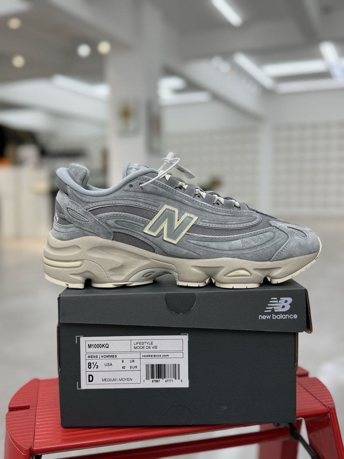 NB 1000 Grey Cream