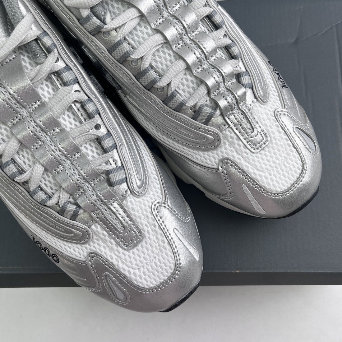NB 1000 Metallic Silver