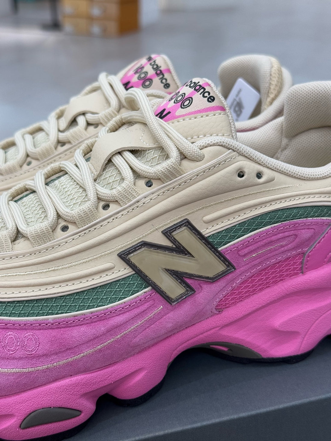 NB 1000 Pink Tan