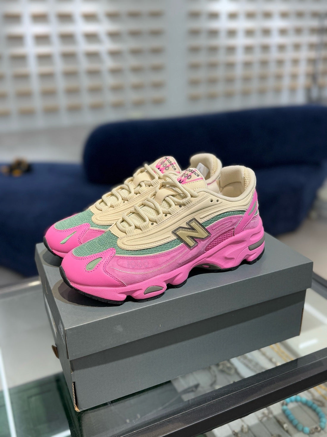 NB 1000 Pink Tan