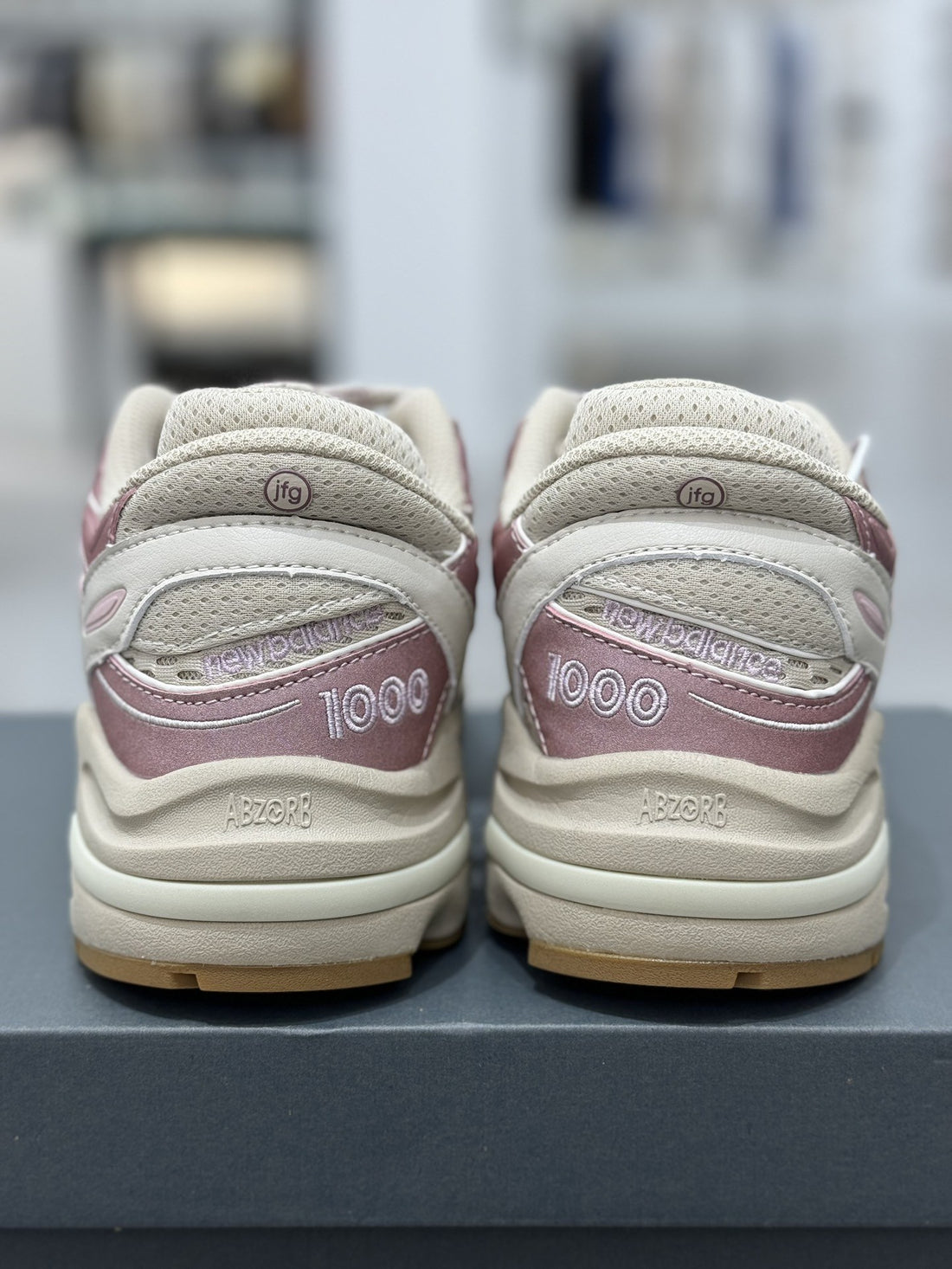 NB 1000 Rose Beige