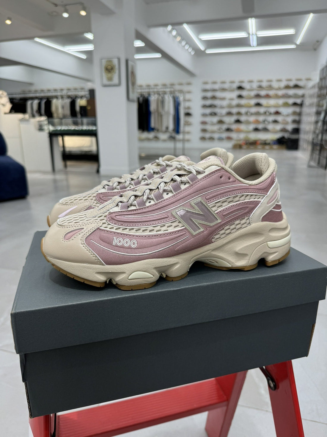 NB 1000 Rose Beige