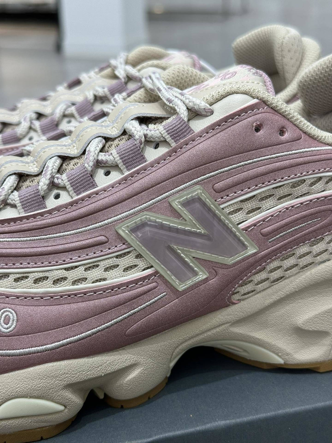 NB 1000 Rose Beige