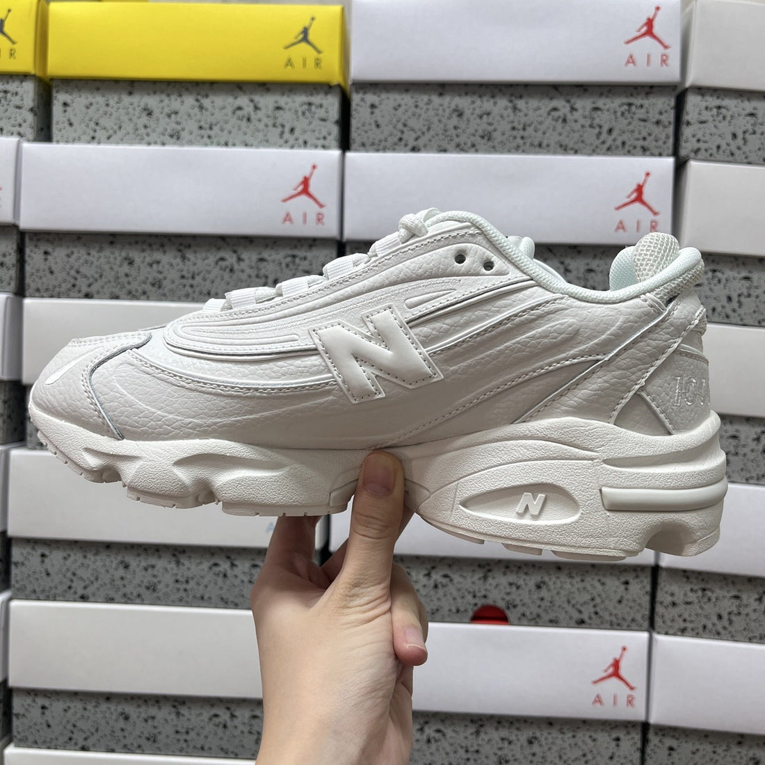 NB 1000 Triple White
