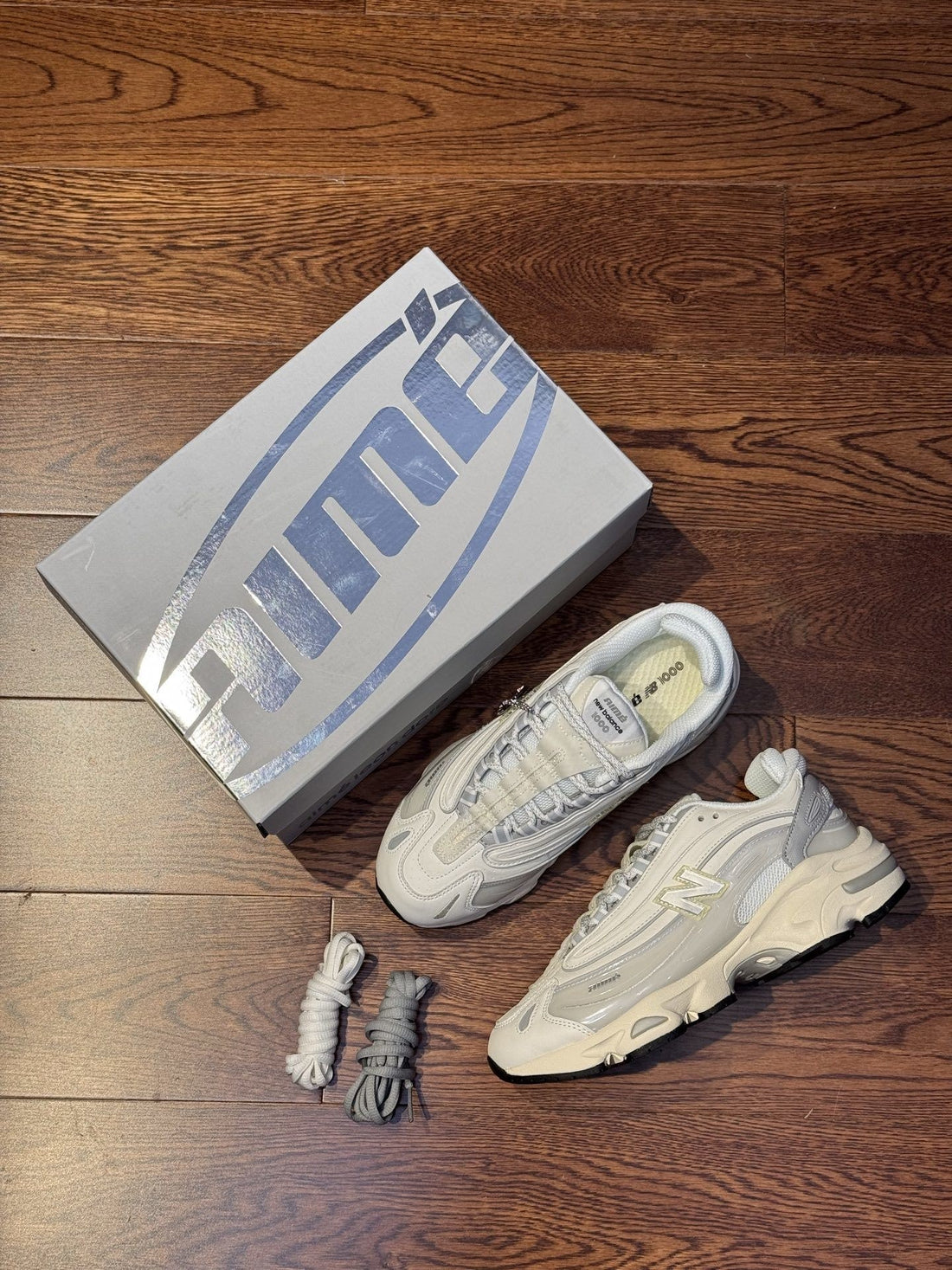 NB 1000 White Cream Brown