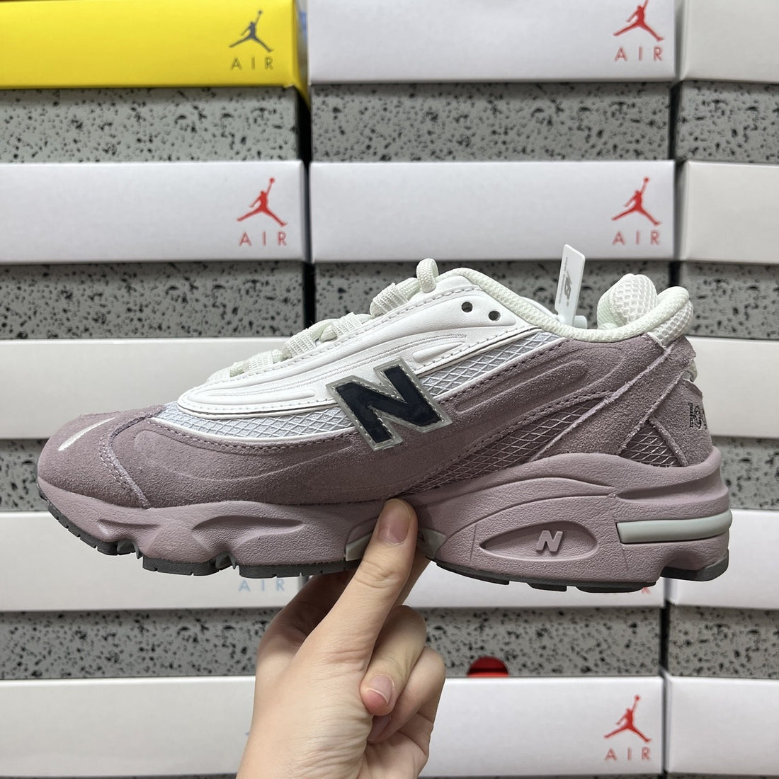 NB 1000 White Lilac