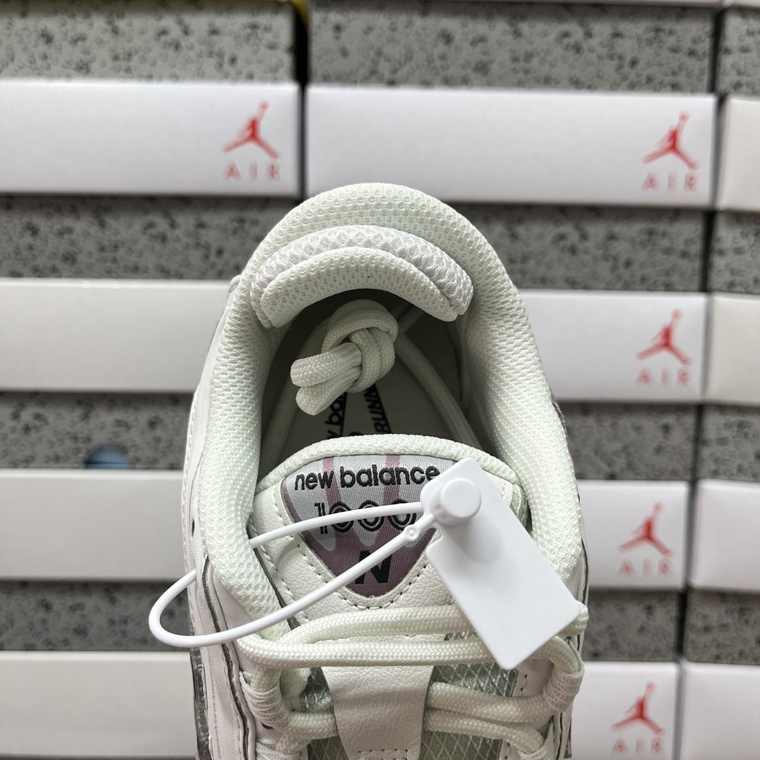 NB 1000 White Lilac