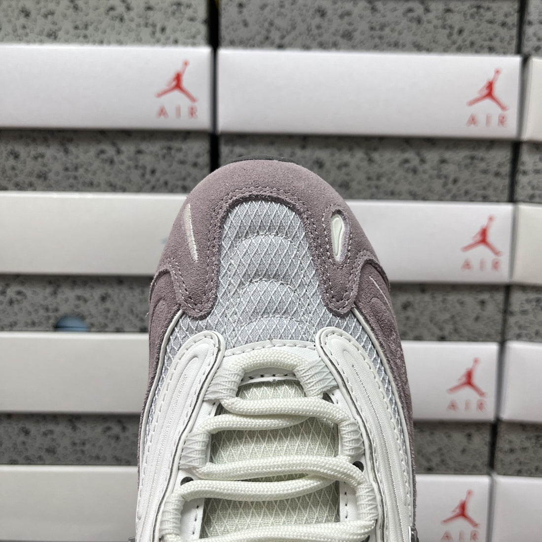 NB 1000 White Lilac