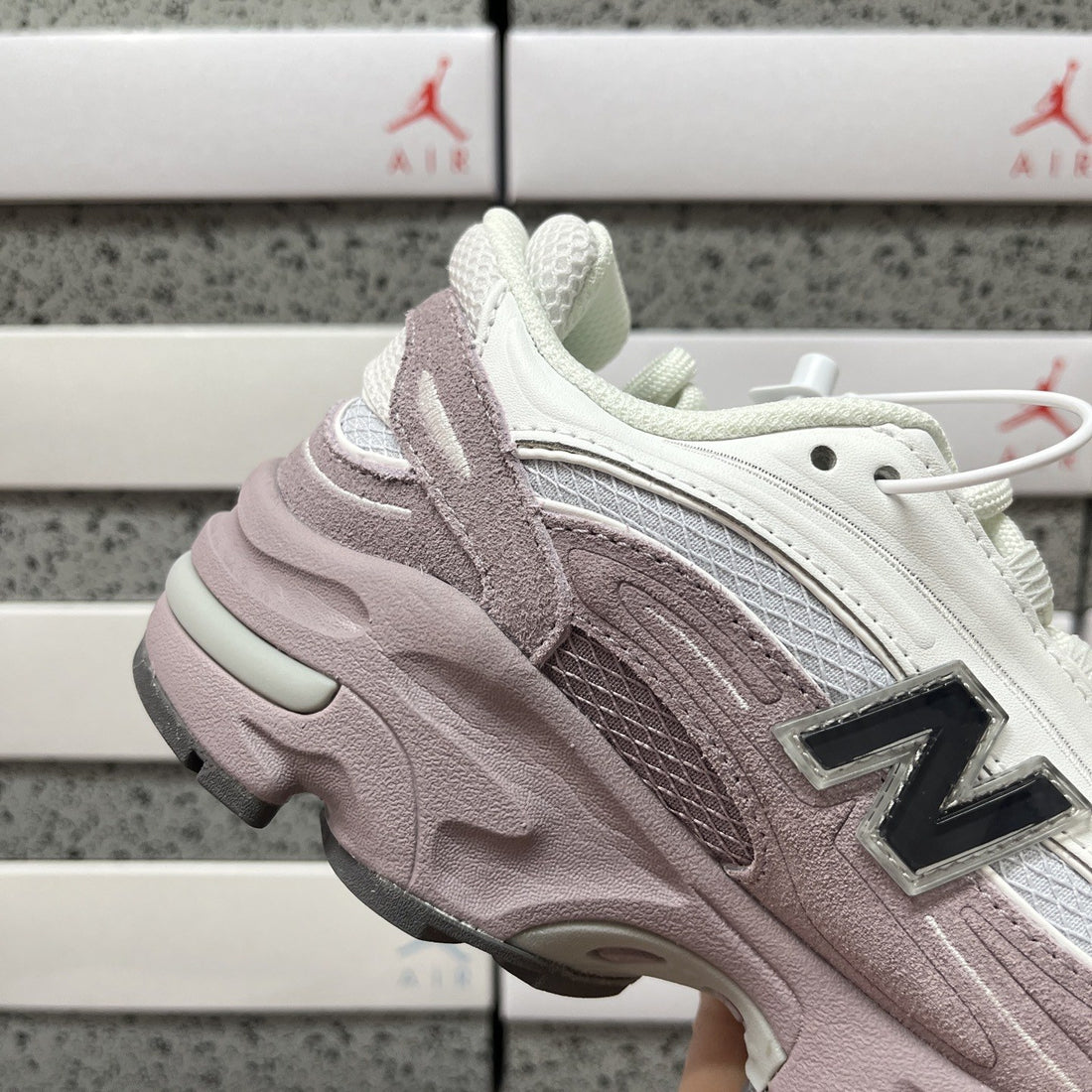 NB 1000 White Lilac