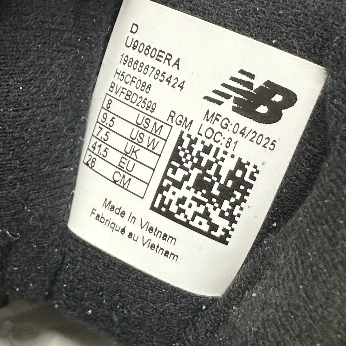 NB 9060 Black Charcoal Grey