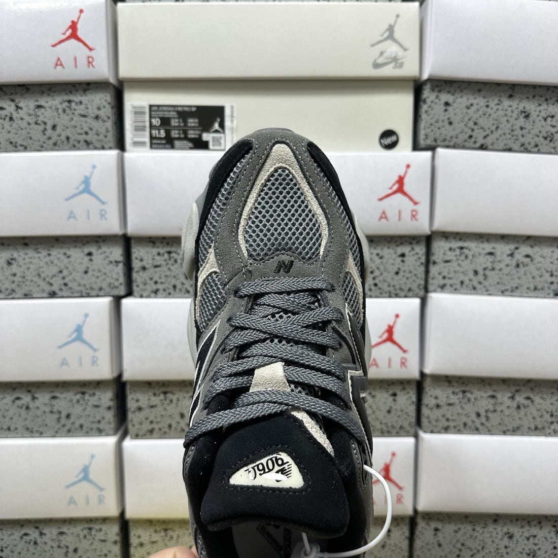 NB 9060 Black Charcoal Grey