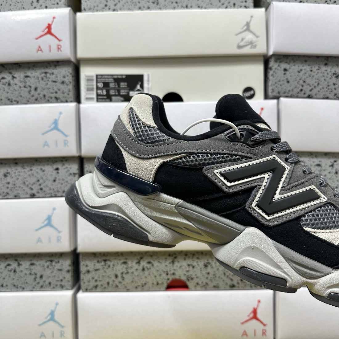 NB 9060 Black Charcoal Grey