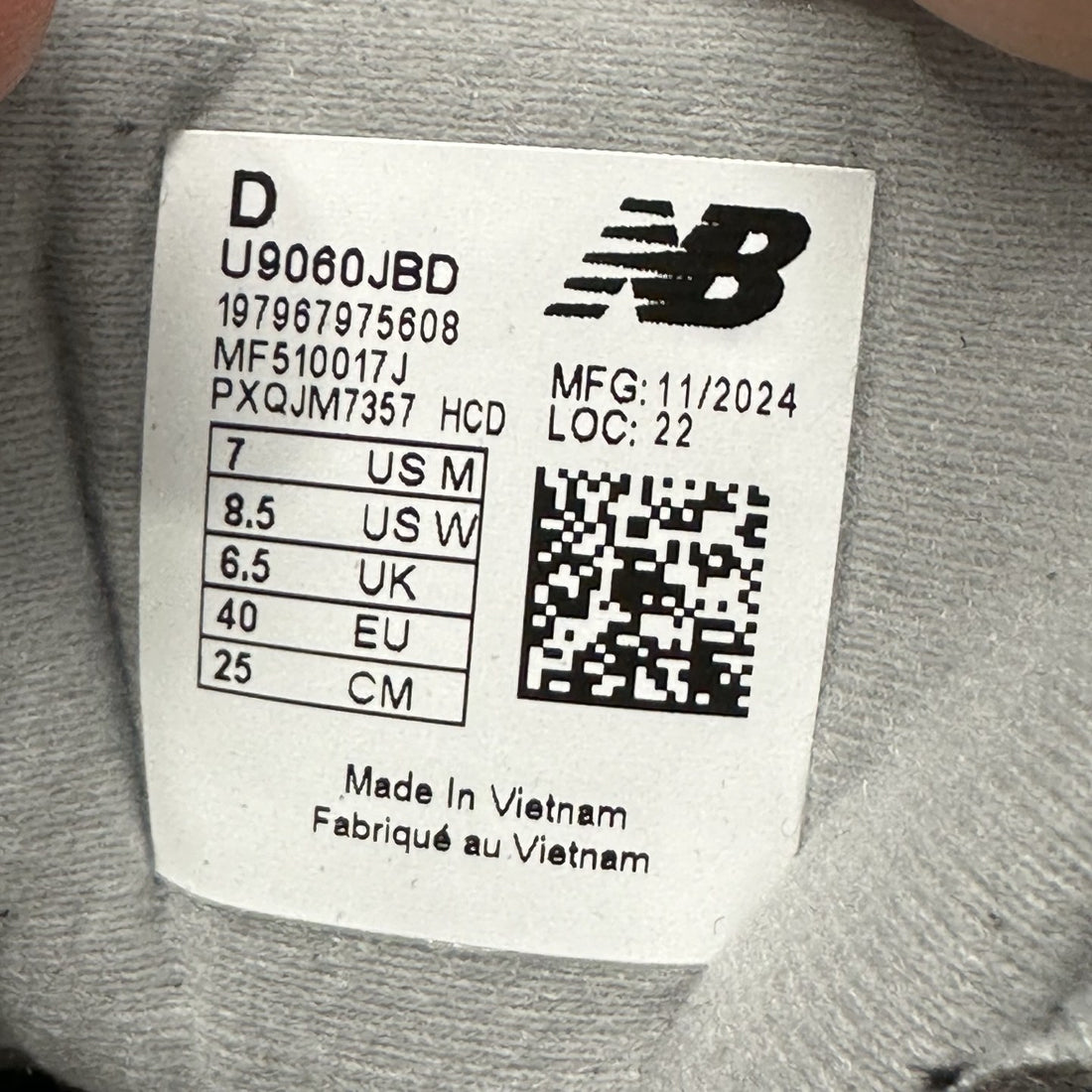NB 9060 Black Grey Cream