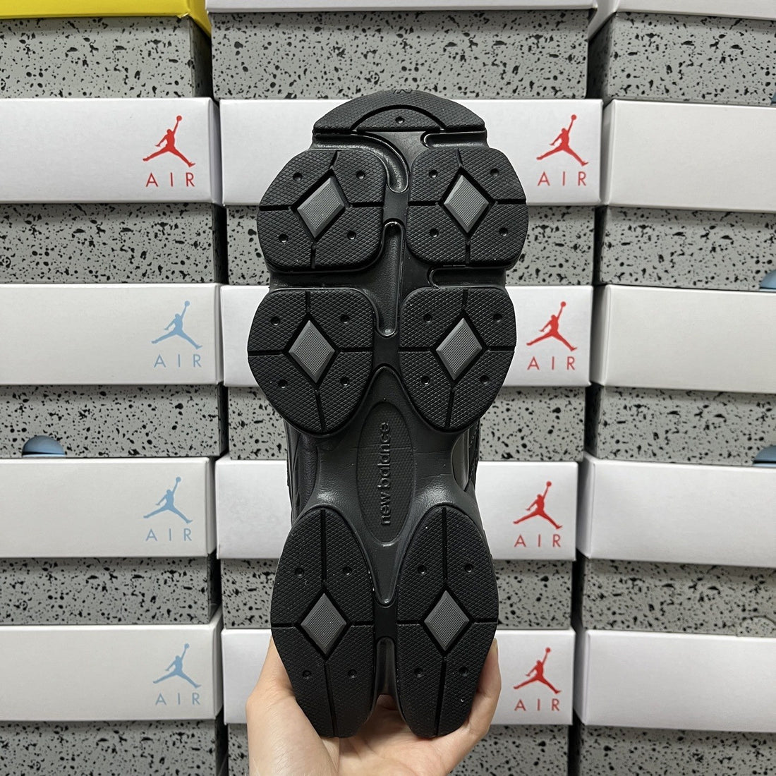 NB 9060 Black Grey Mesh
