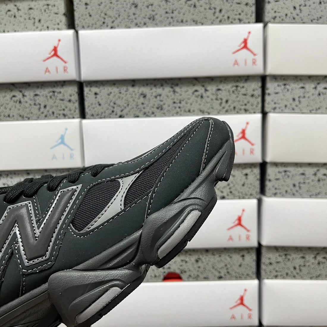 NB 9060 Black Grey Mesh