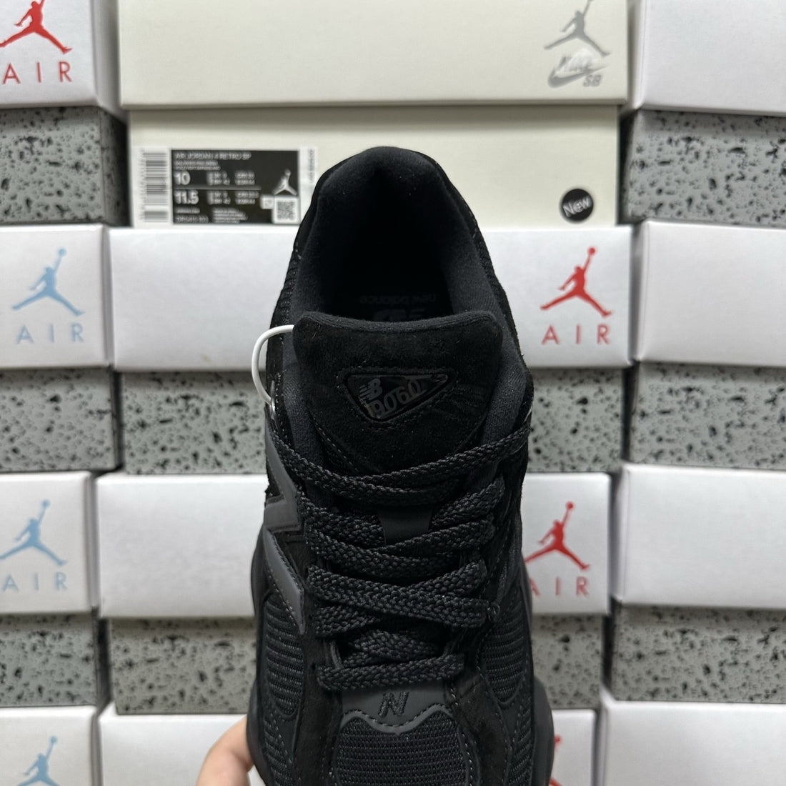 NB 9060 Black Magnet