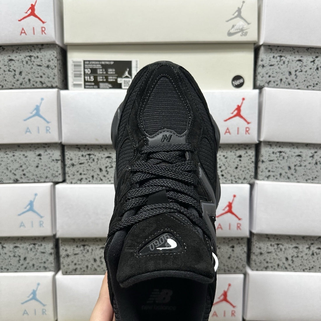 NB 9060 Black Magnet