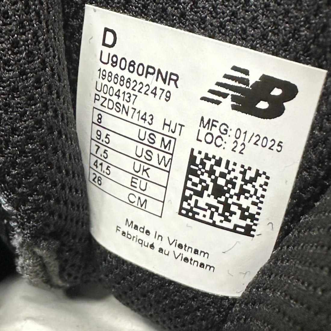 NB 9060 Black Mesh