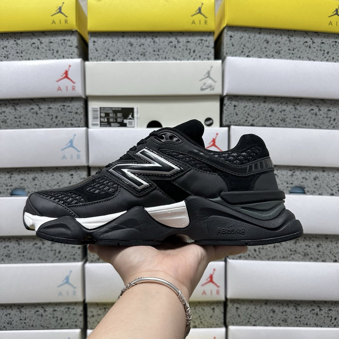 NB 9060 Black Mesh