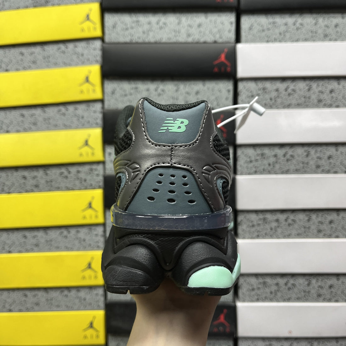 NB 9060 Black Mint