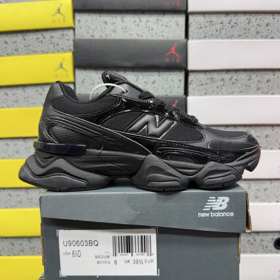 NB 9060 Black Out