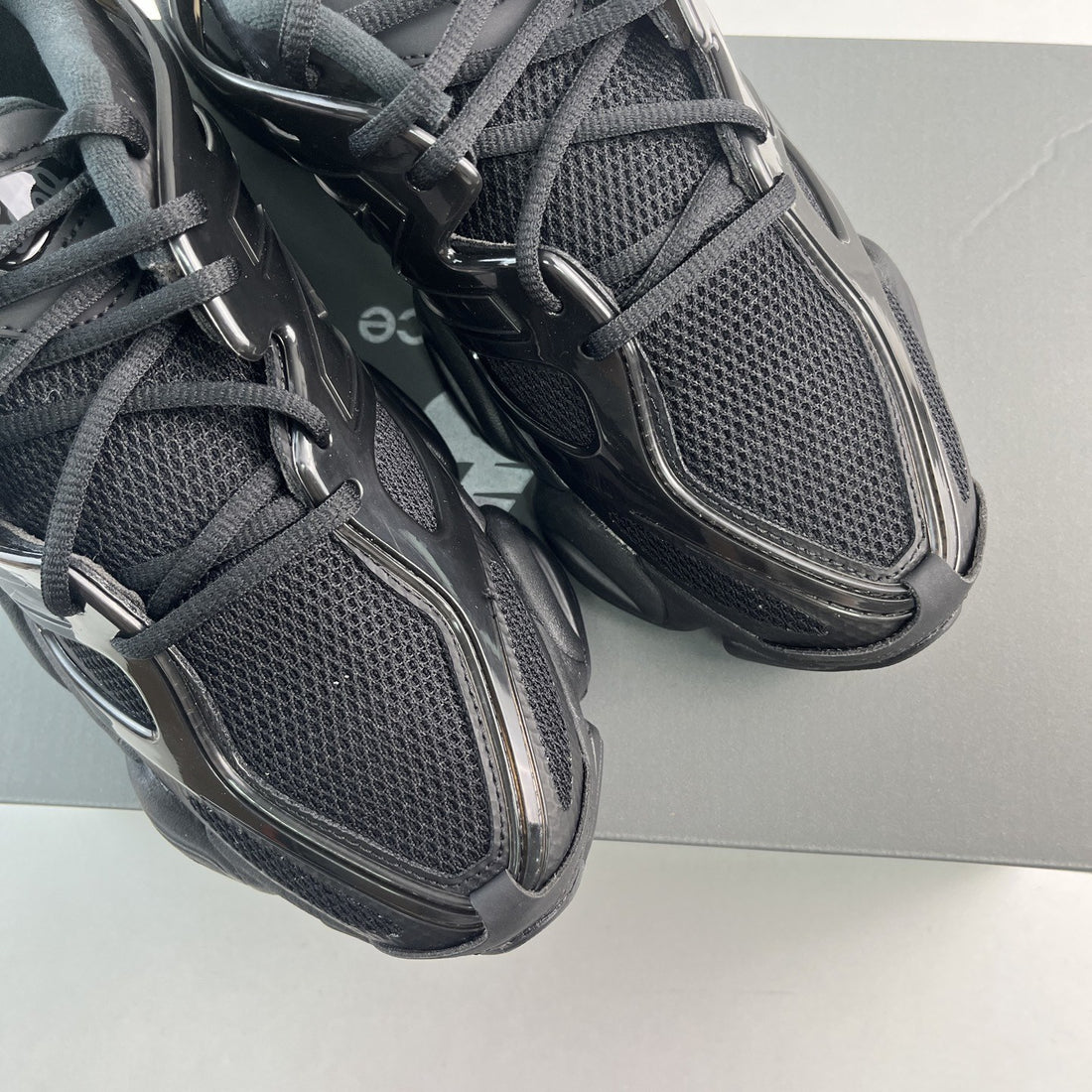NB 9060 Black Patent