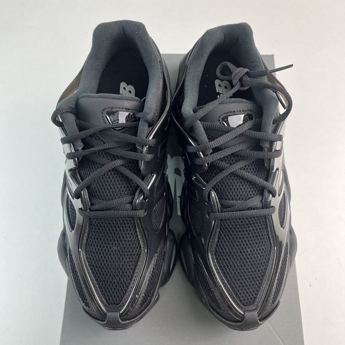 NB 9060 Black Patent